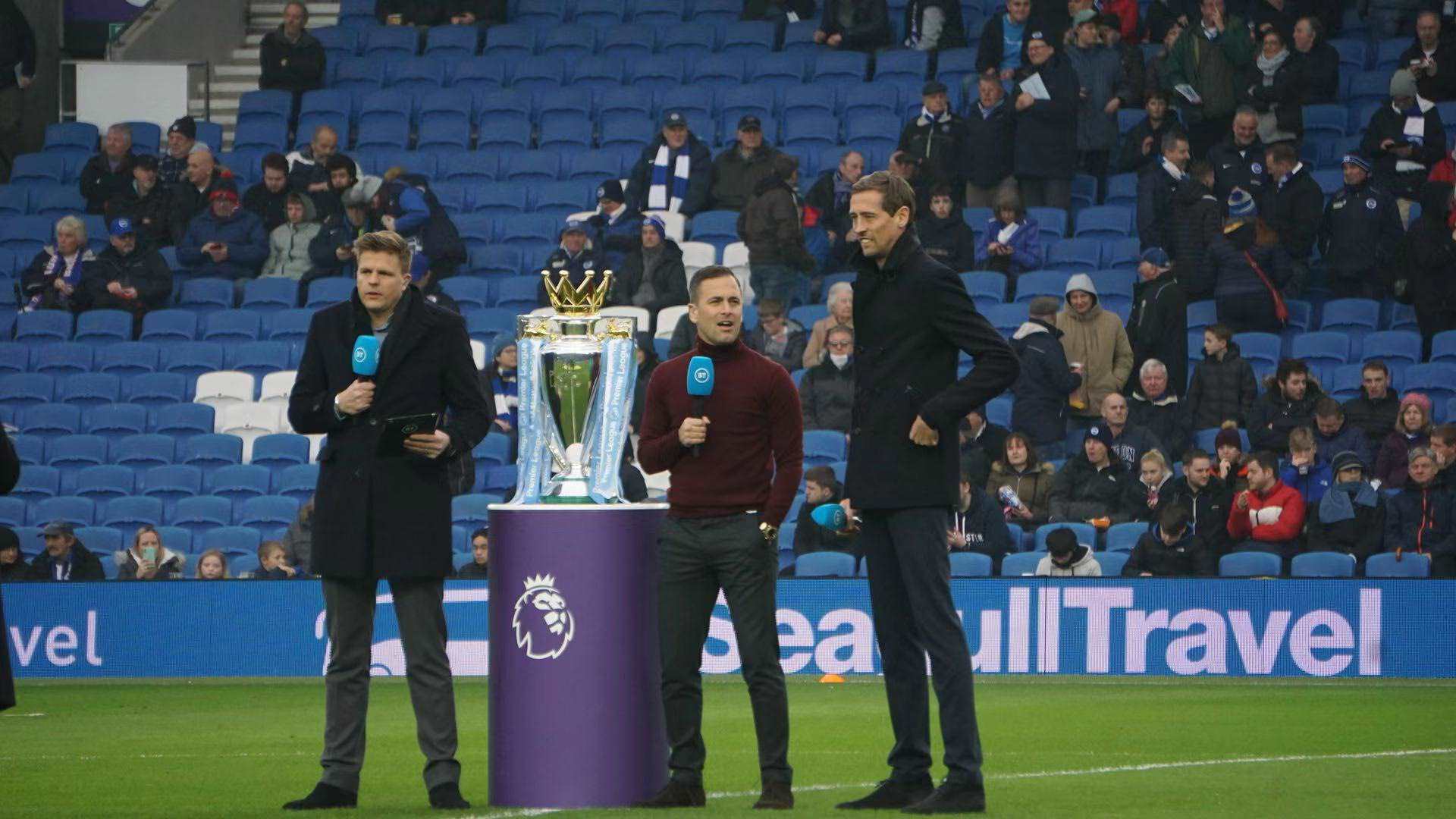 她的敏锐视 她的敏锐视