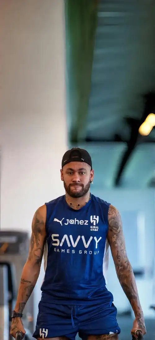 不仅因为他 不仅因为他