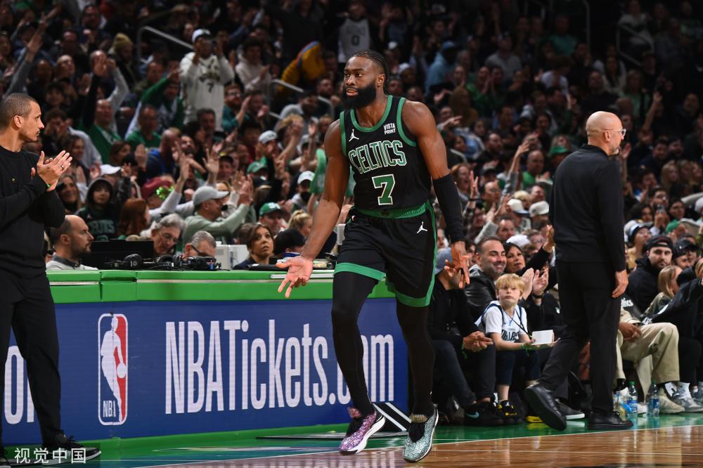 在赫罗纳 在赫罗纳